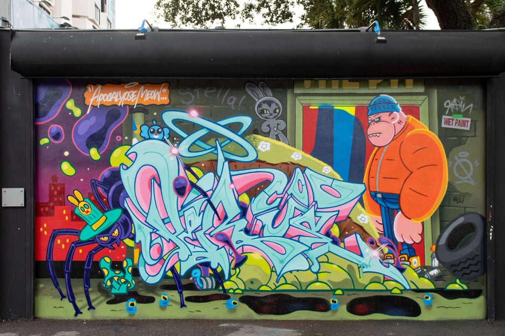 PERSUE mural at Wynwood Walls