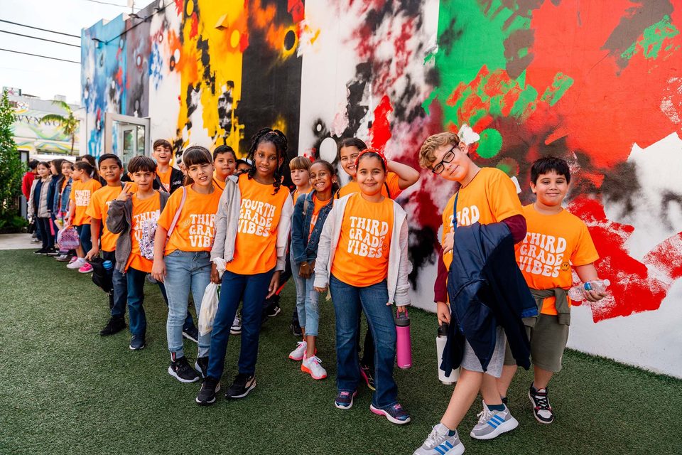 Student museum tour at Wynwood Walls — photo 5